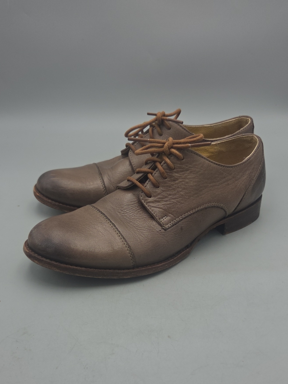 Frye Erin Cap Toe Brown Sand Oiled Leather Oxford Shoes VGC Lace Up Womens 8.5 B